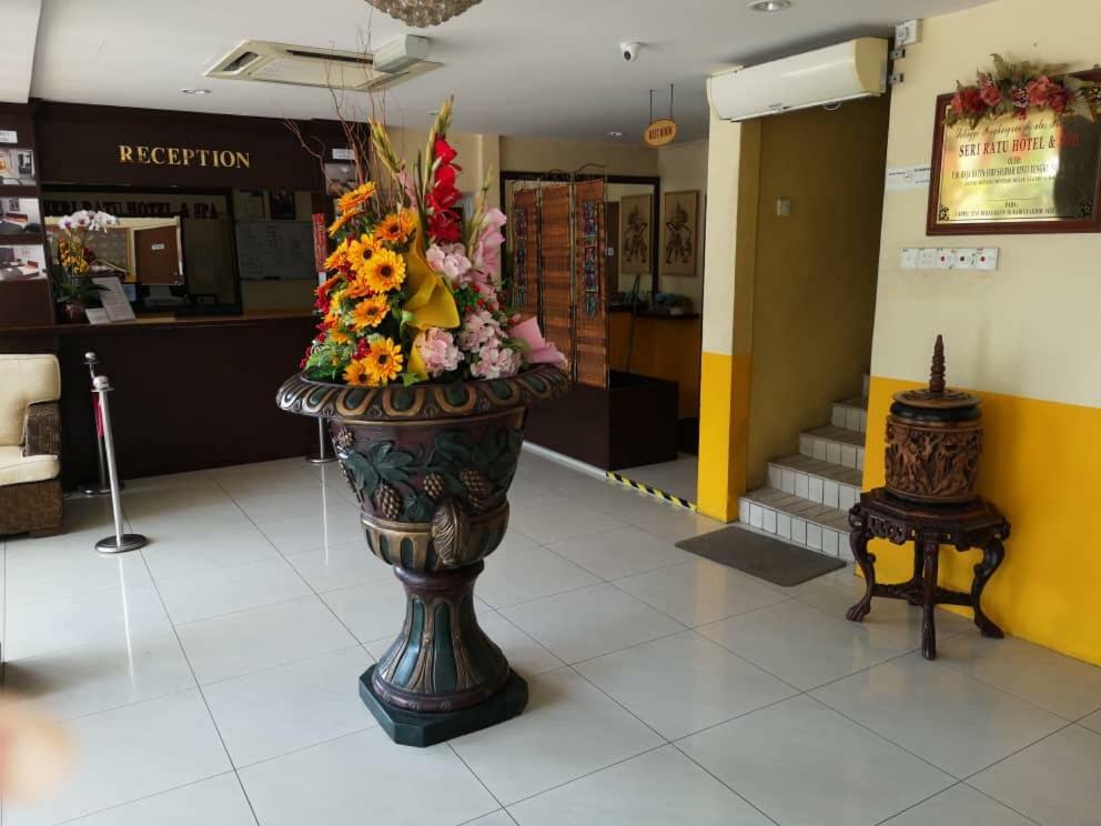 Seri Ratu Hotel & Spa Port Dickson Exterior photo